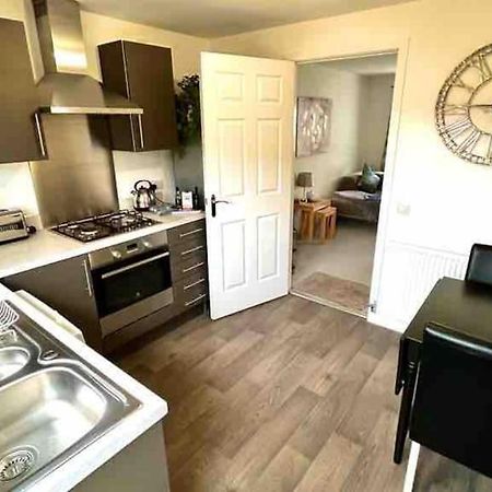 Апартаменти Loch Leven Getaway - 2 Bed House Кінросс Екстер'єр фото